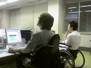 皆さんが、一生懸命受講されている写真です